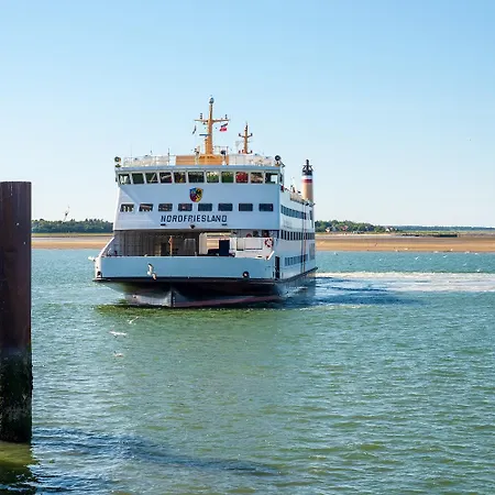 Ferienhaus Haus Benninghusumer Deichweg, Eingezäunt, Hunde Willkommen, Kamin, Ruhig Gelegen, Wlan Emmelsbüll-Horsbüll