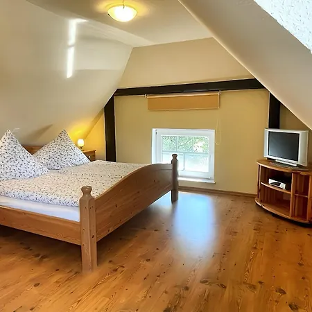 Haus Benninghusumer Deichweg, Eingezäunt, Hunde Willkommen, Kamin, Ruhig Gelegen, Wlan